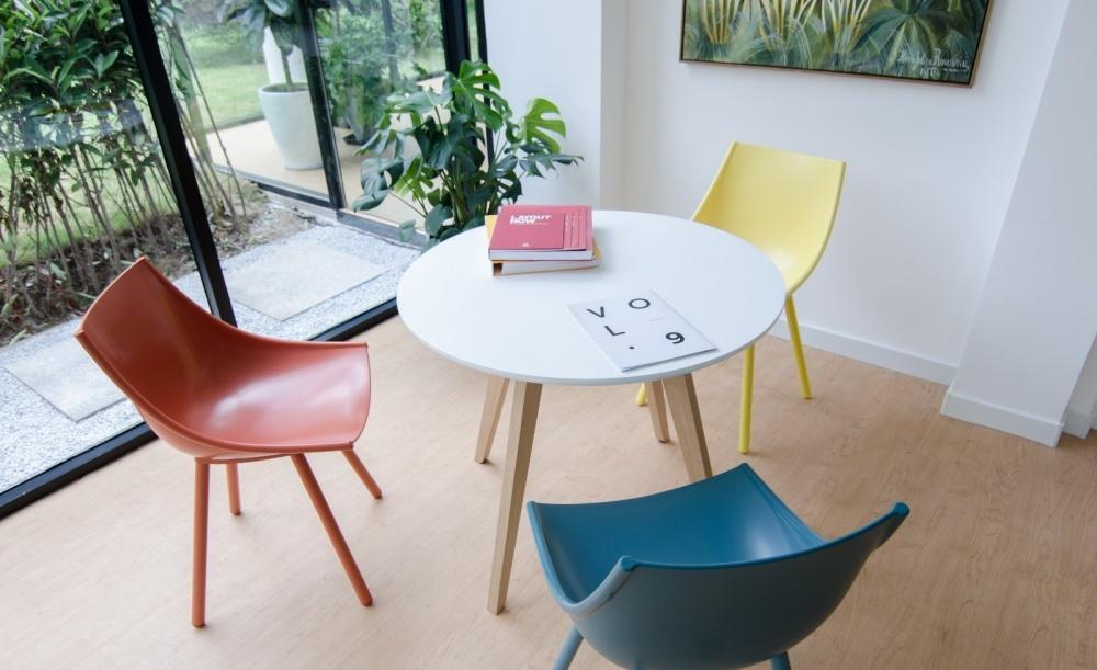 光影穿梭的现代宅院-38