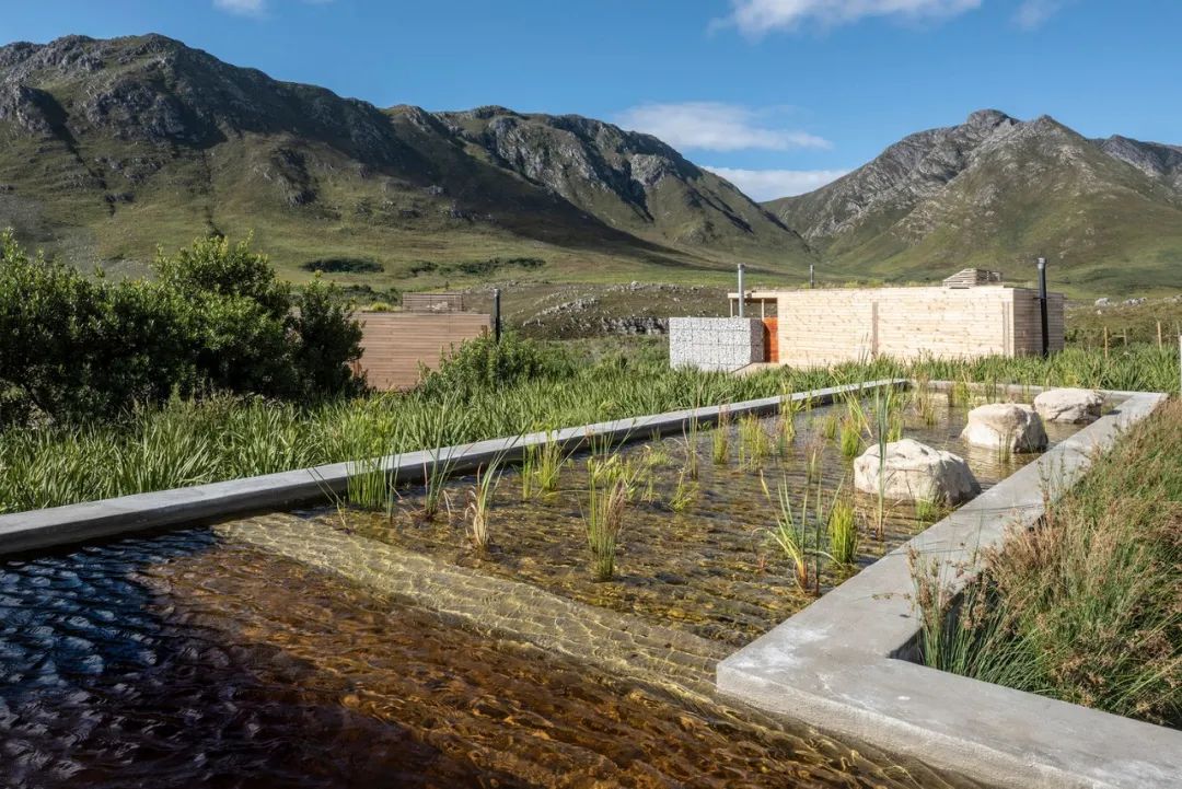 南非 Kogelberg 小屋 | 融入自然景观的迭代设计-14