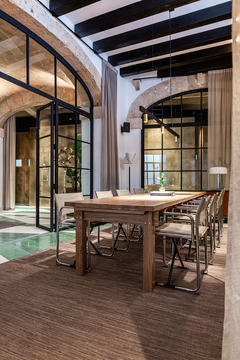 "16 世纪古建筑变身时尚酒店,Concepcio by Nobis 完美融合历史与现代"-21