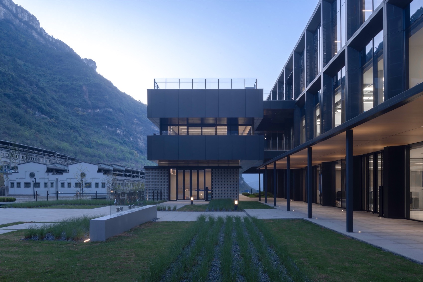 郎酒集团品质研究院丨中国泸州丨天仝建筑-14