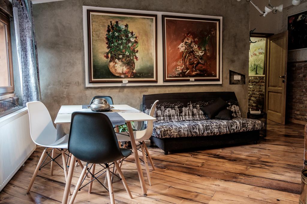 克卢日市中心一公寓的波西米亚风装修丨罗马尼亚-2