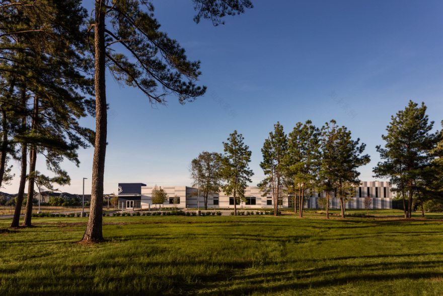 m ARCHITECTS 打造节能环保的沃克工程公司总部-15