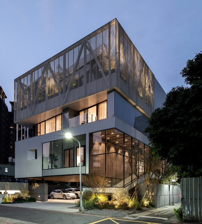 浮光岛屿 · 垂直绿意的售楼处设计-8