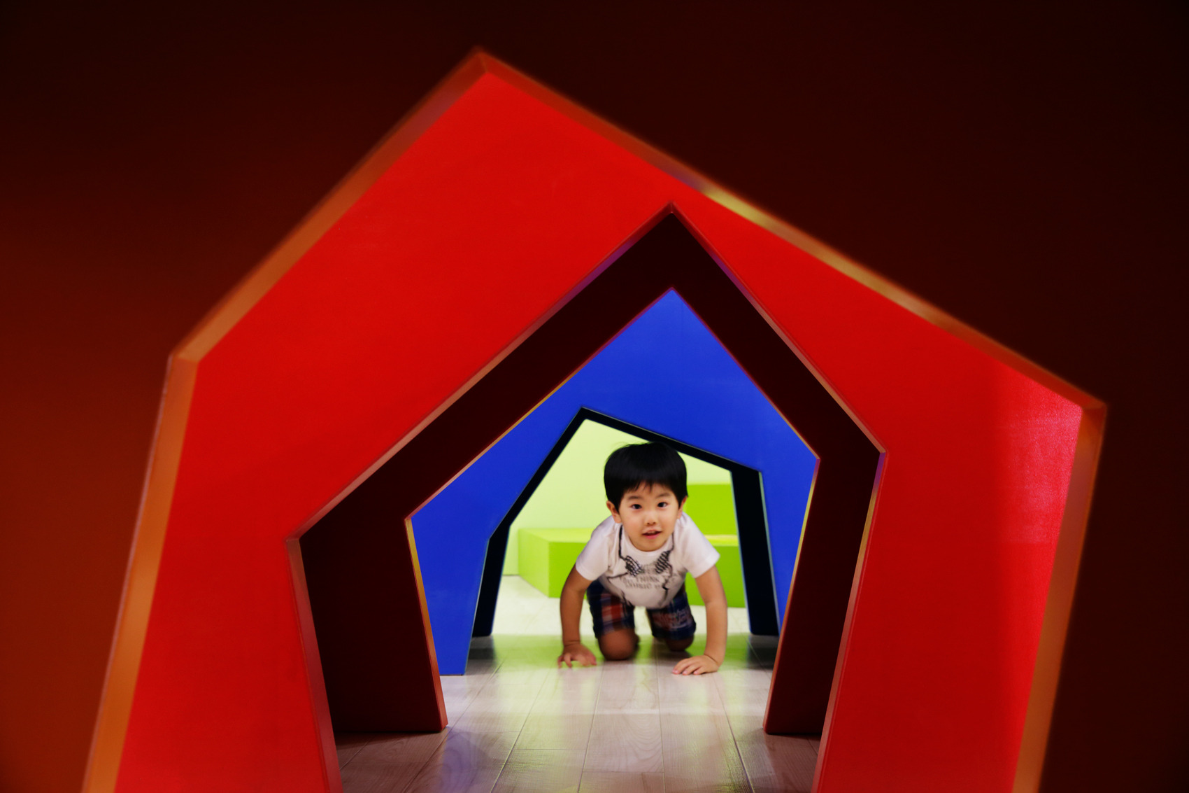 日本幼儿园的创意自然空间设计-19