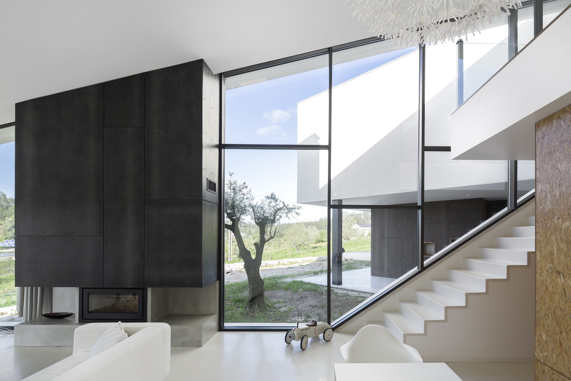 葡萄牙 Vidigal 住宅 | 几何线条与自然光线的完美融合-23