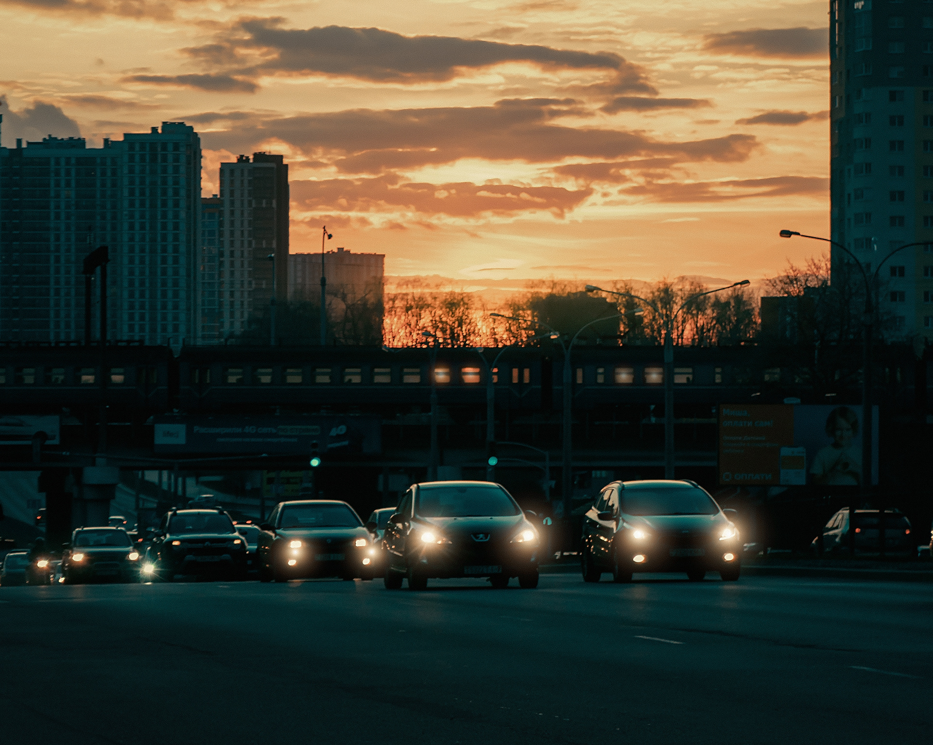 现代街区的日落丨白俄罗斯明斯克丨@tatty___94-8