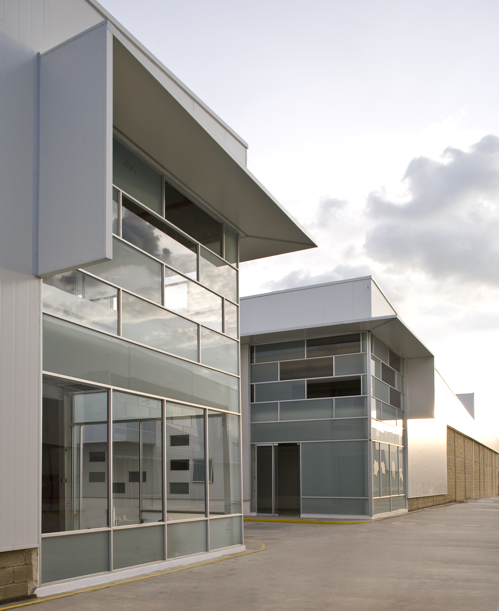 2008 年工业中心 Trenex 室内设计解读-2