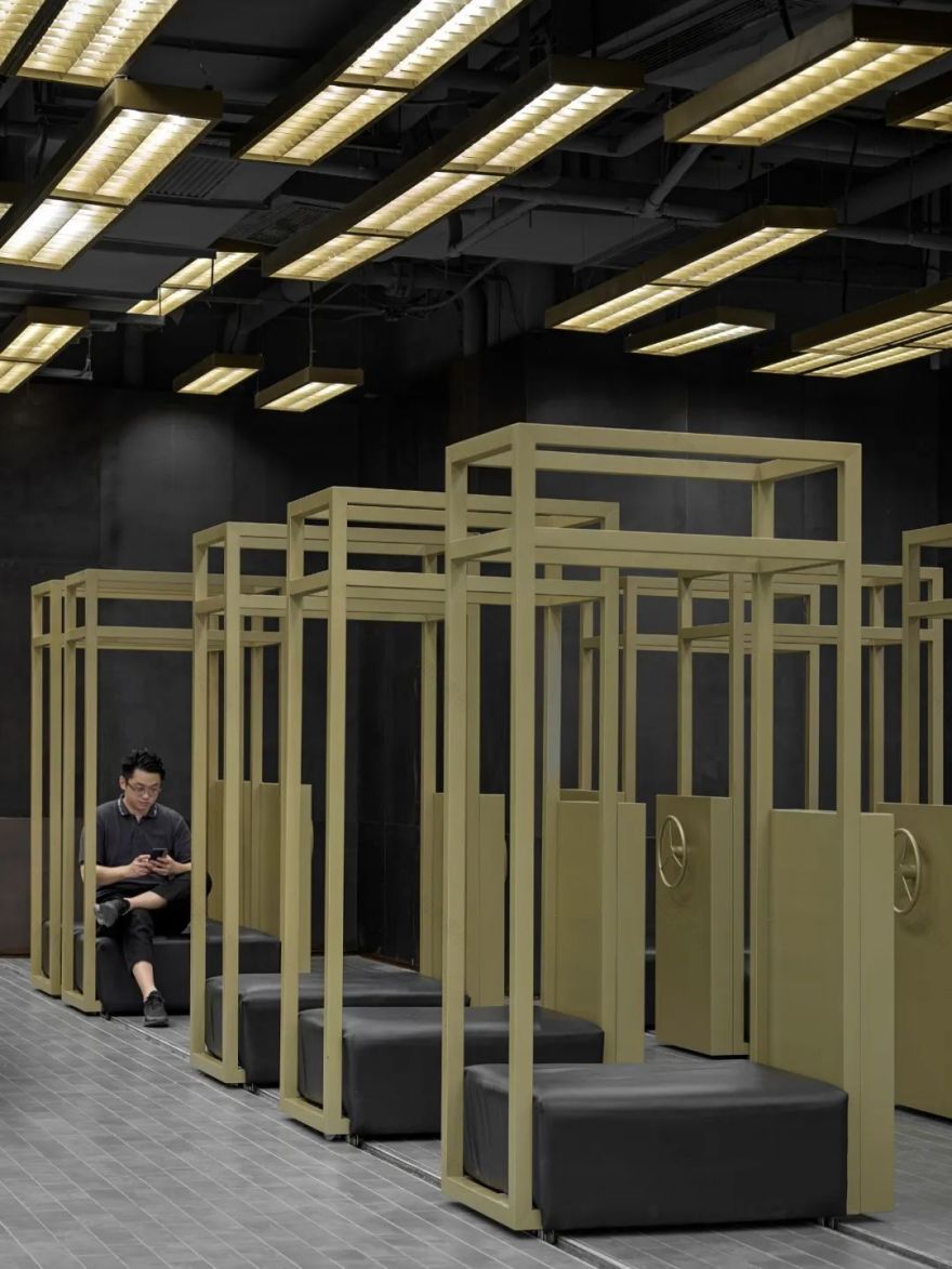 电影创作空间 | 金色闪耀的灵感之地-11