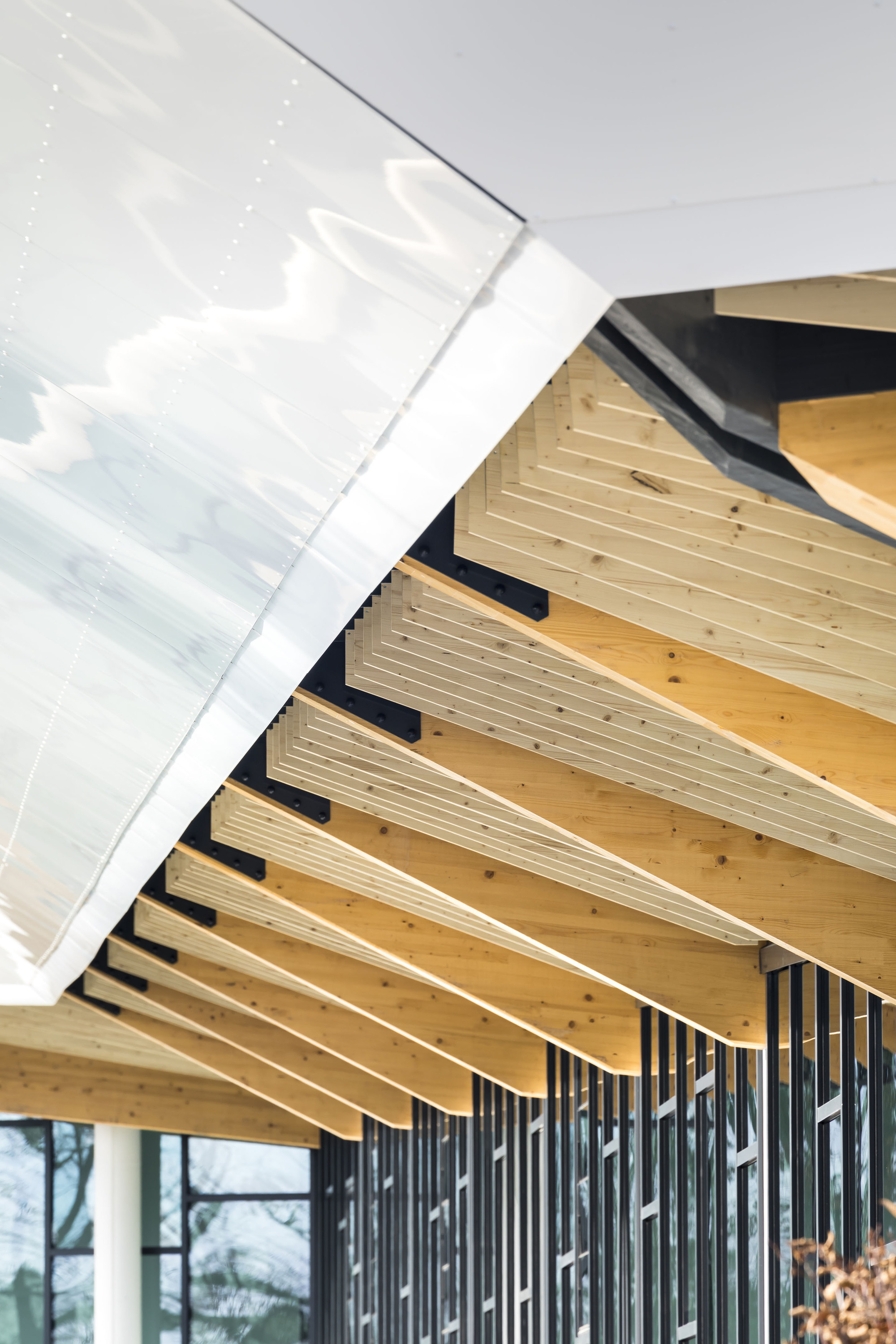 Parfums Christian Dior Company Restaurant  / Palissad Architectures-38