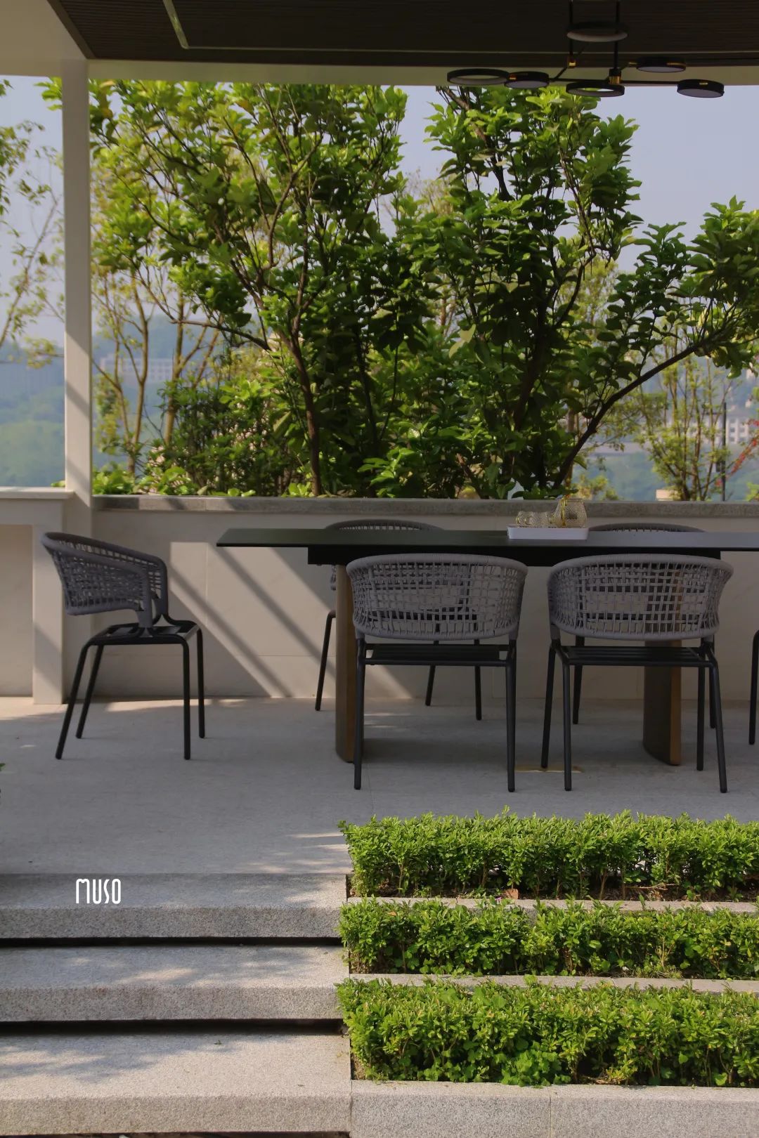 嘉陵江畔的「叠级线条」庭院丨MUSO 设计-50