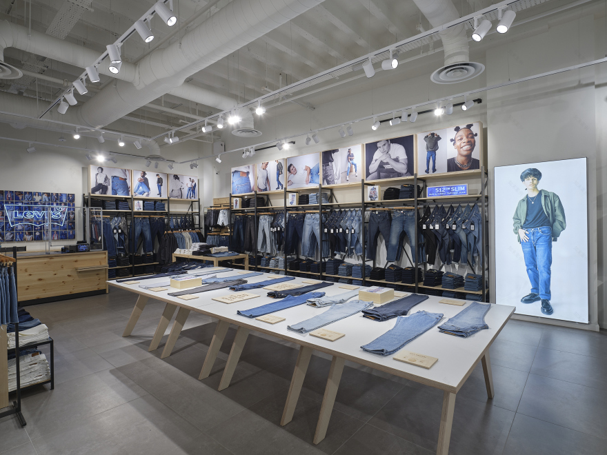 李维斯(Levi’s)®牛仔裤和 T 恤 X 幸运狐(Lucky Fo)丨英国丨Lucky Fox-0