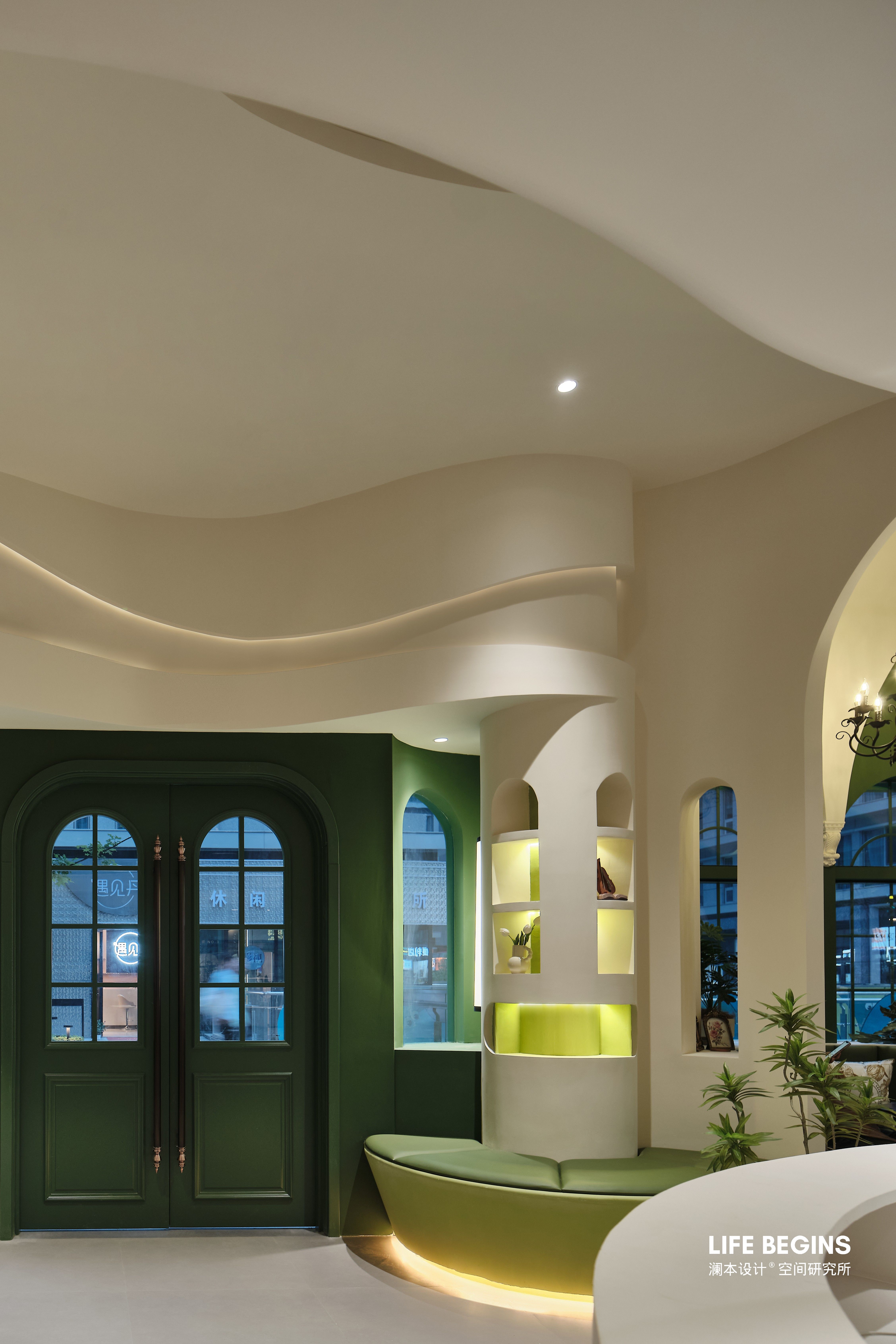 不止玫瑰咖啡鲜花店丨中国南京丨L.A.B DESIGN（澜本）-37