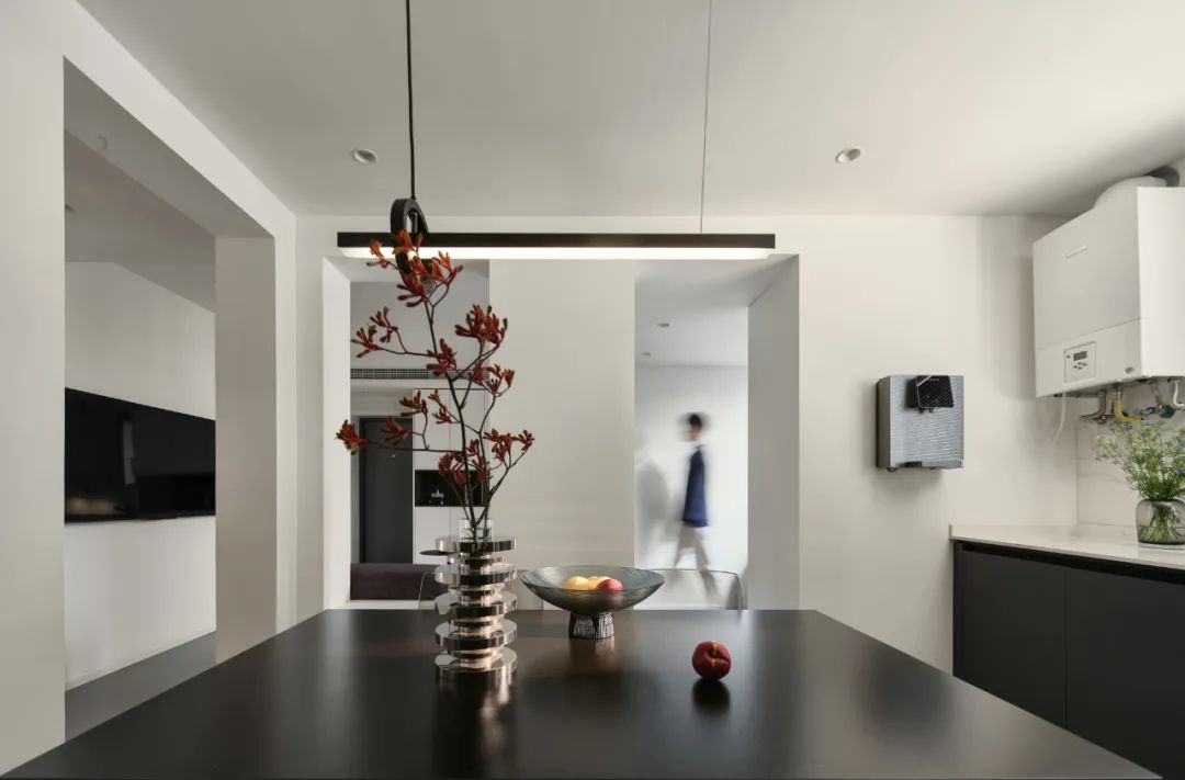 73㎡老房黑白灰简约改造丨壹石空间设计-39