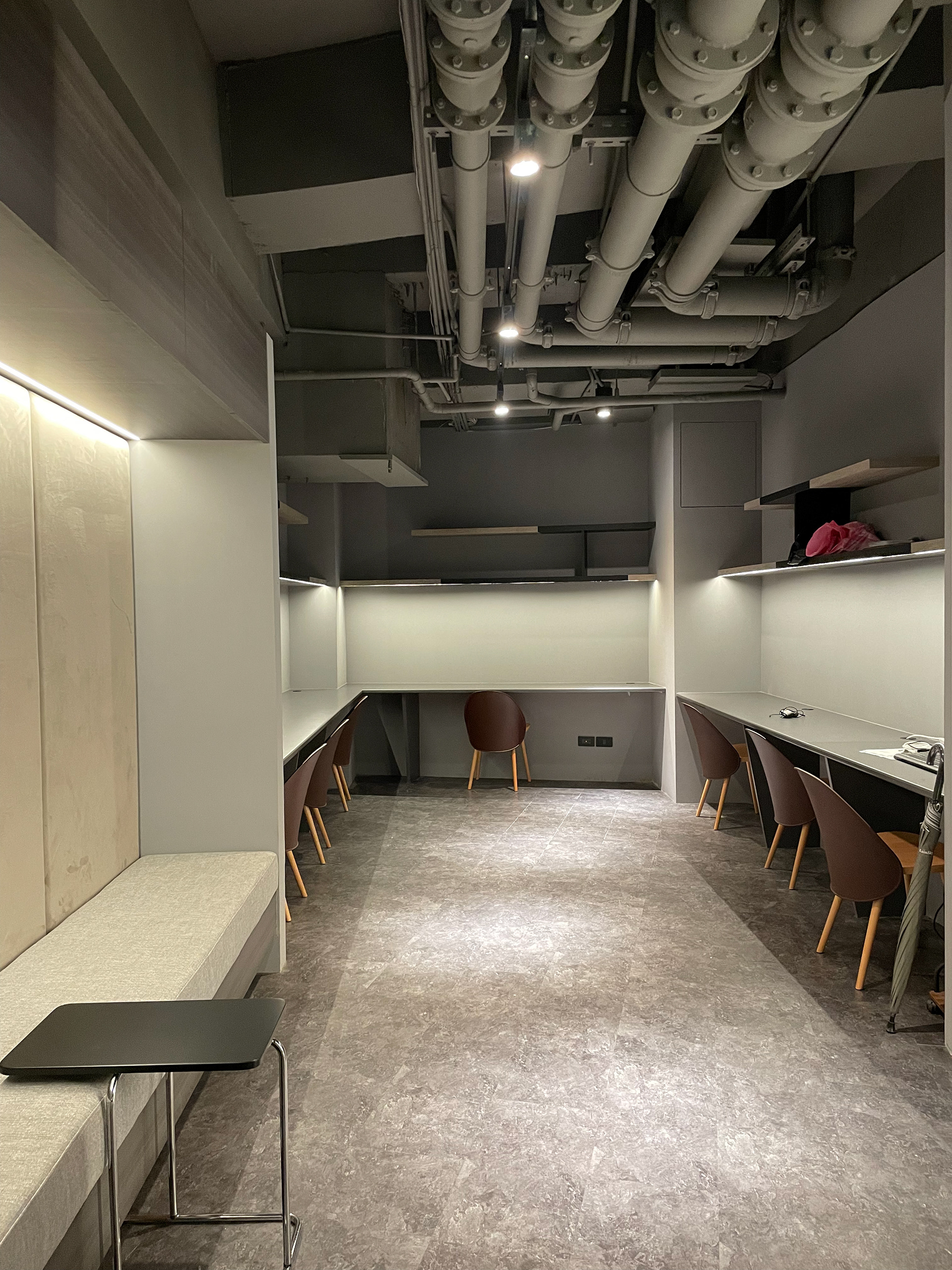 複合商業空間-辦公室 X 格子空間設計在職作品-3