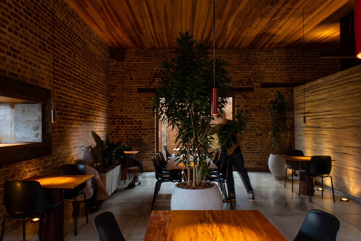 巴西 Jau 市 Neapolitan Pizza 餐厅设计丨Aalva arquitetos-16