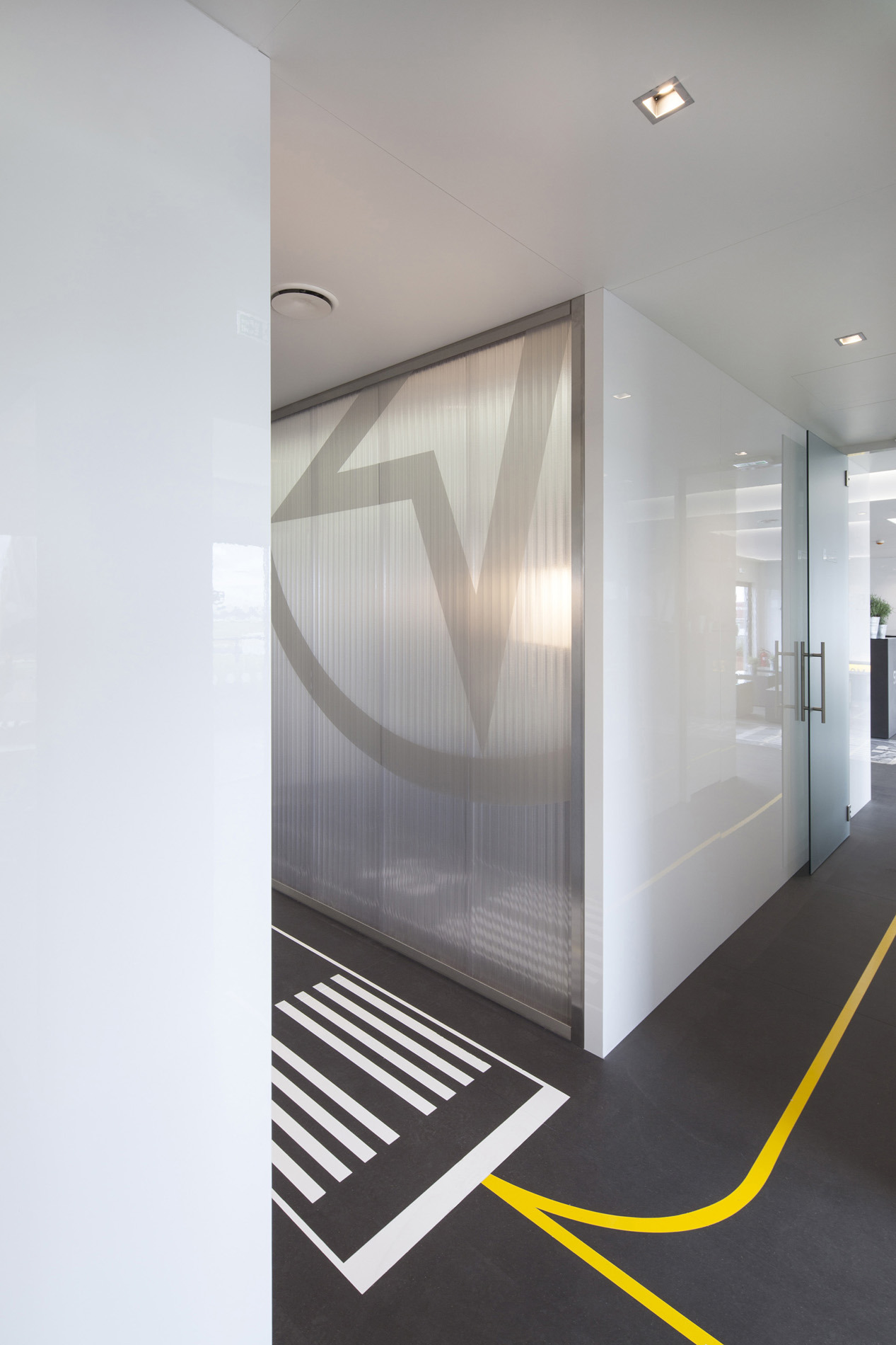 俄罗斯·意大利合资 Sukhoi Superjet 100 航空展临时展馆-21