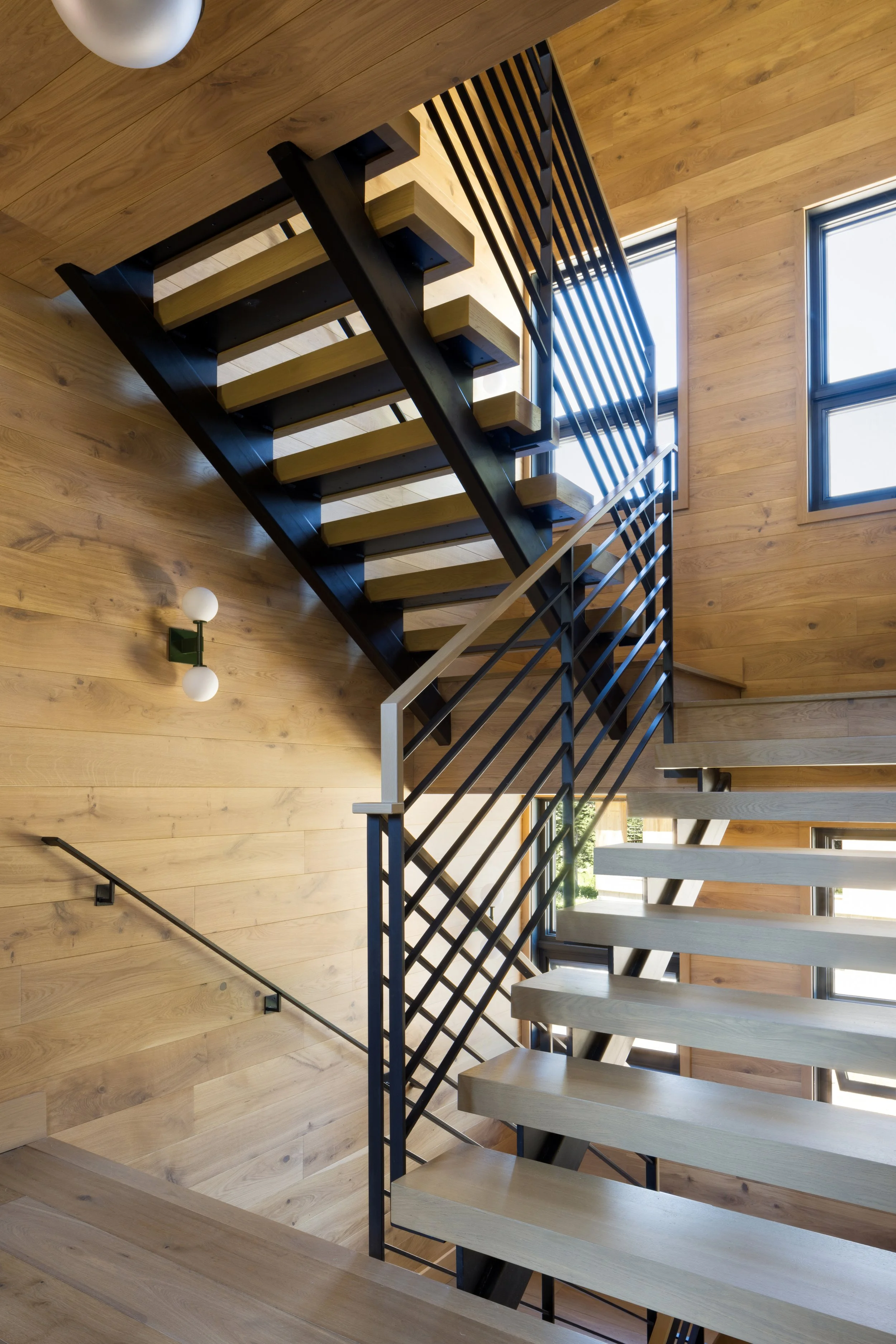 现代滑雪木屋丨Ann Lowengart Interiors-32