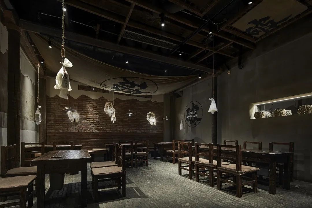 沈阳破店甜麻肥蛤总店 | 混搭美学的市井烟火气-27