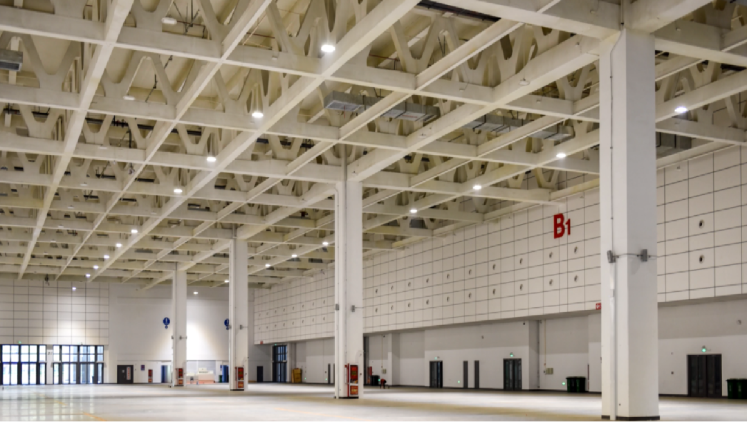 【城市名片】钢筋铁骨展现泉水灵动！中建八局打造泉城会展新地标-81