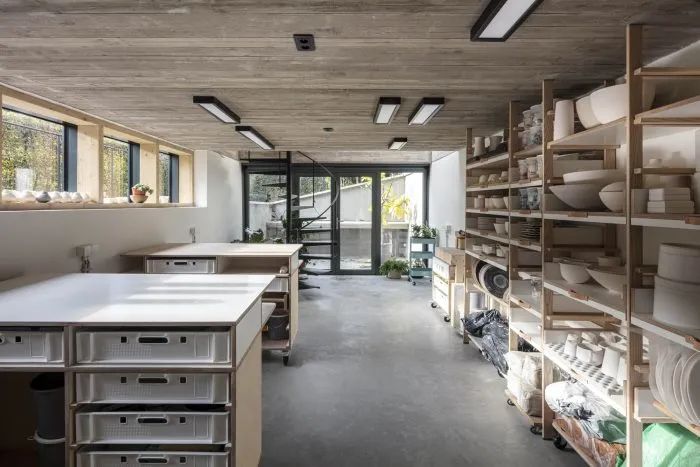 比利时陶艺家 Vera Stoefs 工作室丨Lava architecten-15