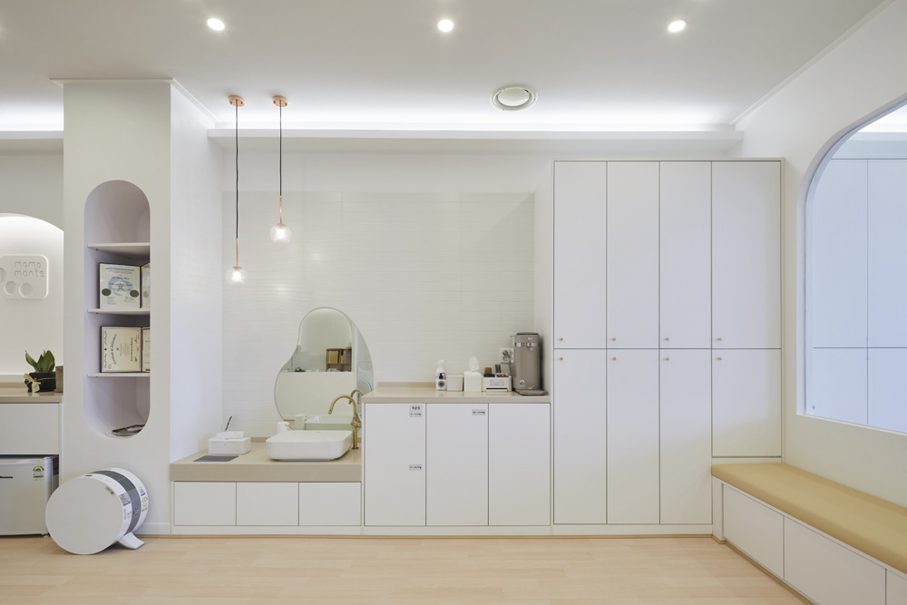 白色&木质，打造 30 平舒适妈妈住宅-8
