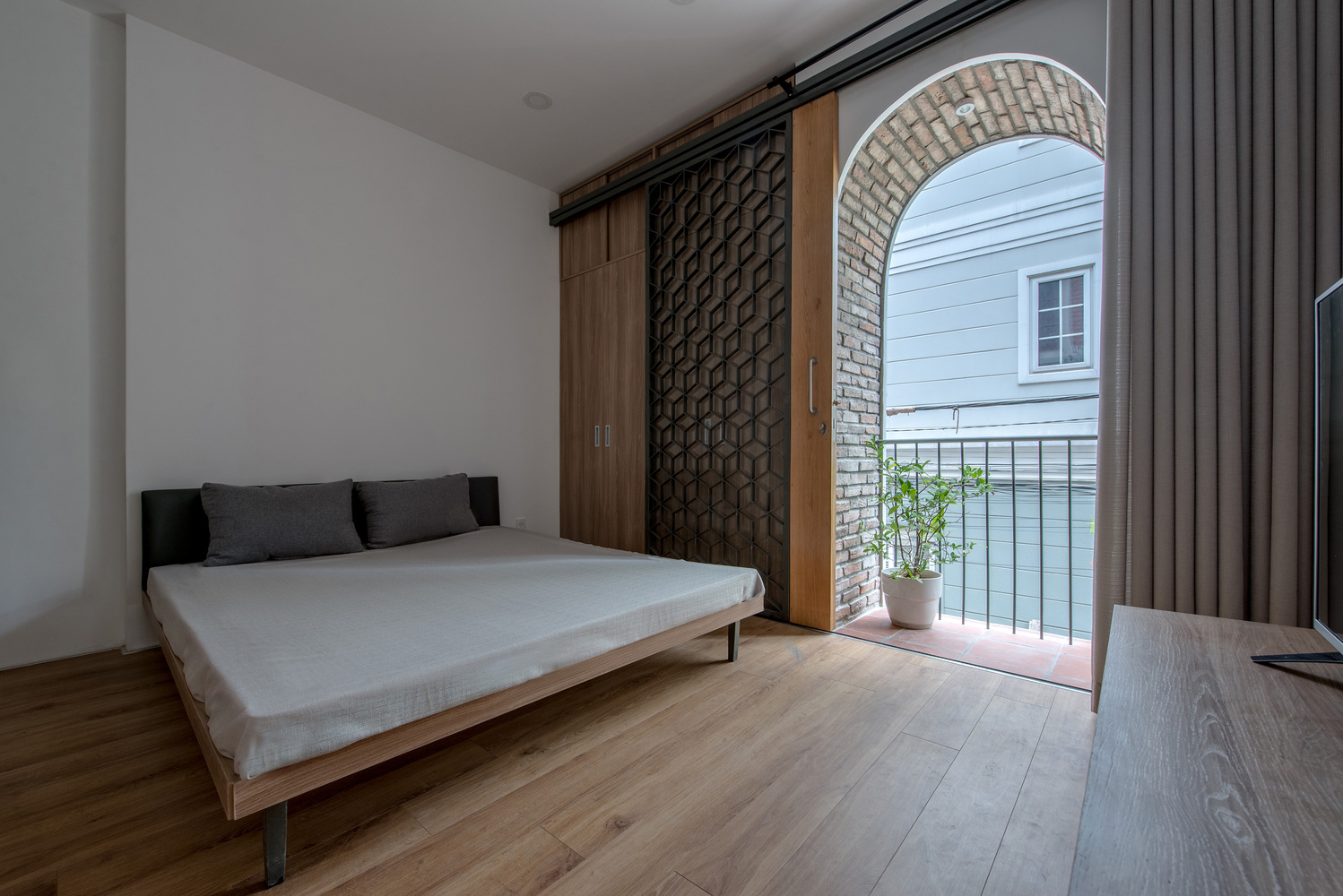 Backyard House  AD+studio-54