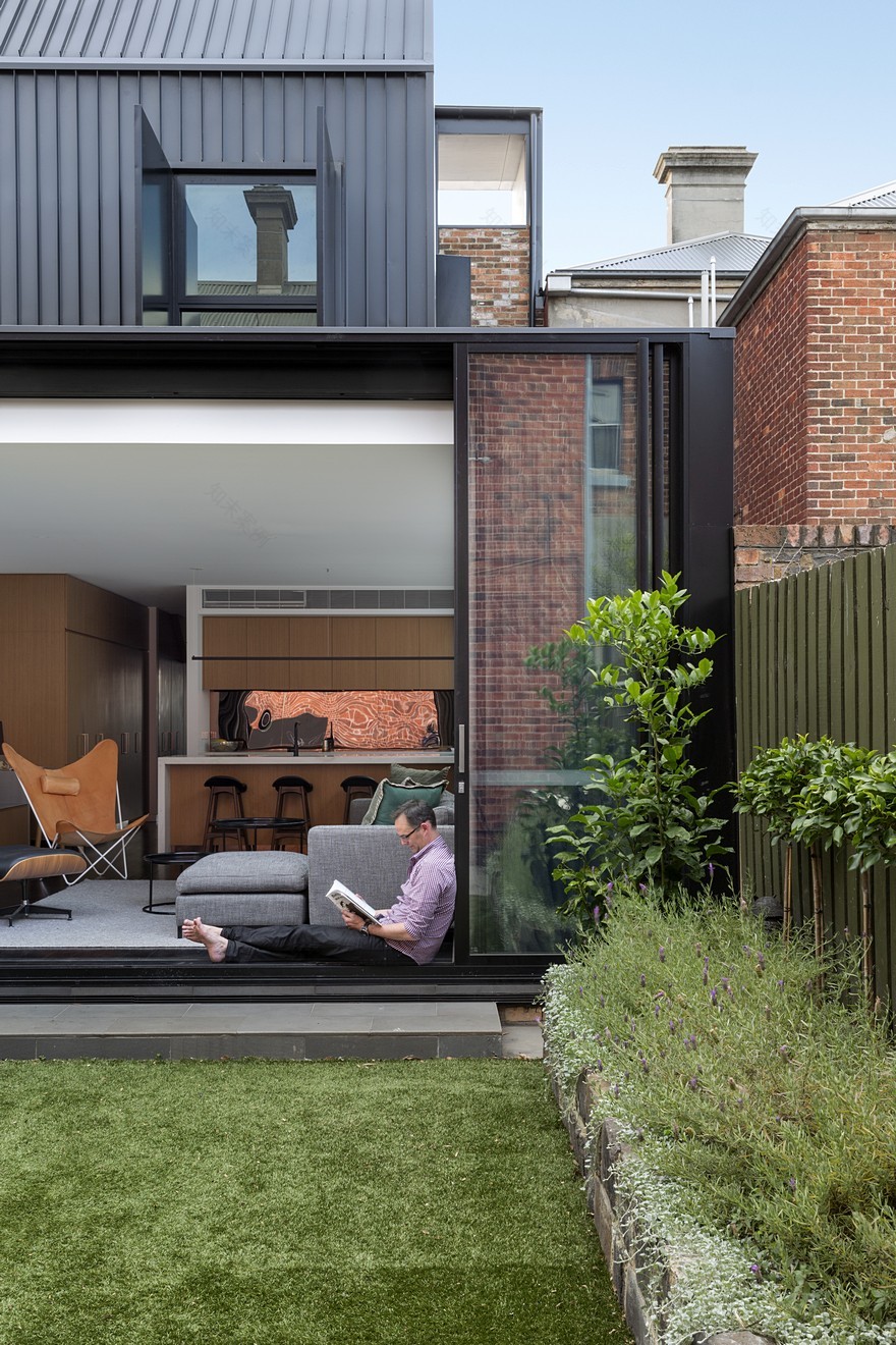 Frame Terrace House / McMahon and Nerlich Architects-9