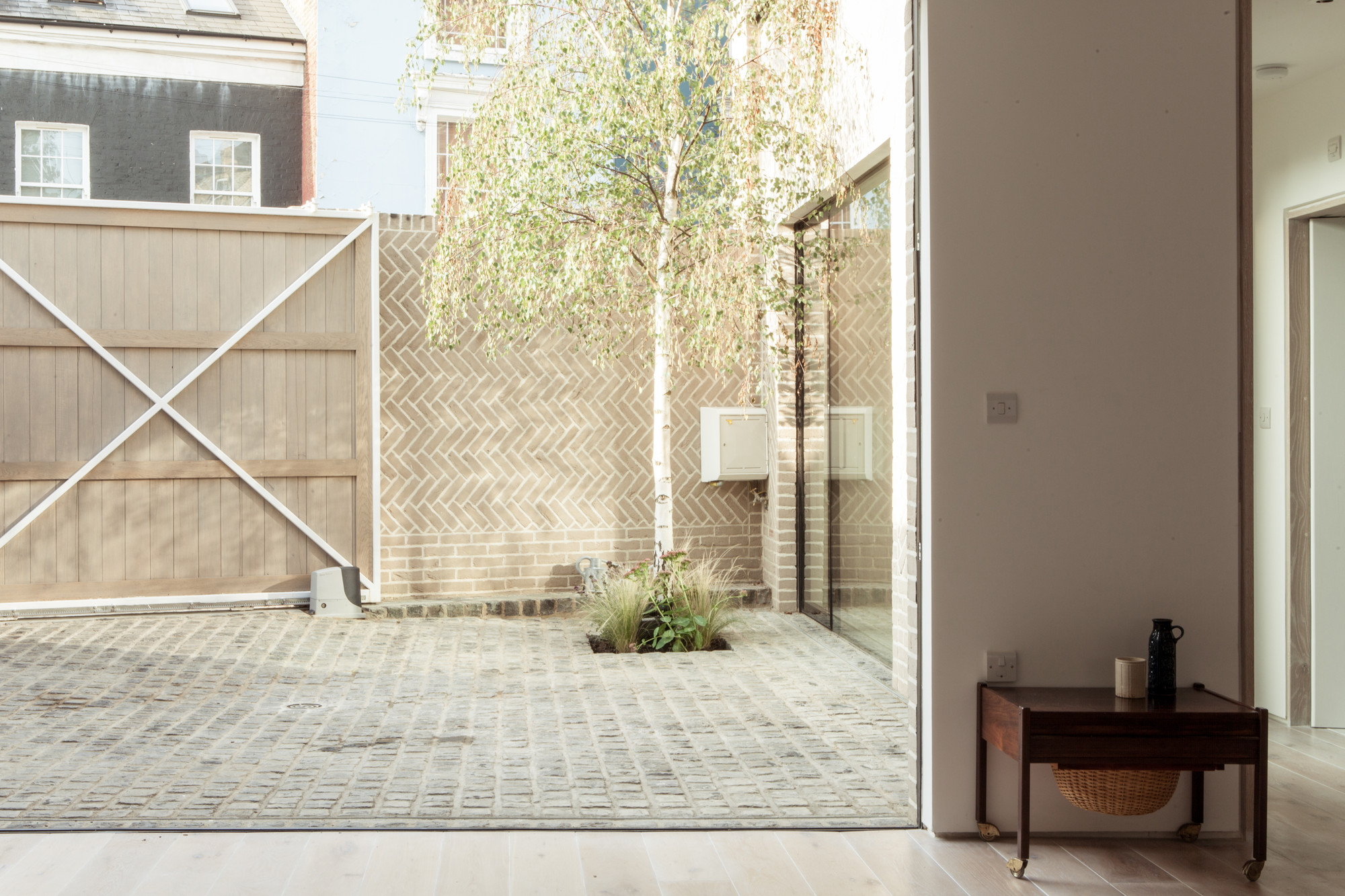 The Herringbone House  Atelier Chanchan-11
