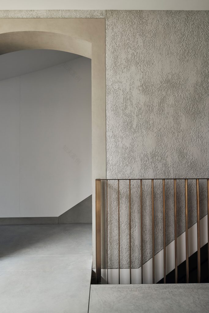 Two Parallel Buildings Above Sydney Harbour | Chenchow Little-10