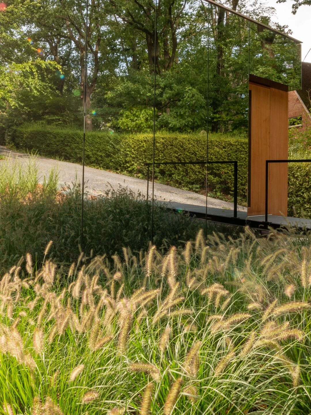 比利时森林中的“隐身”建筑-14