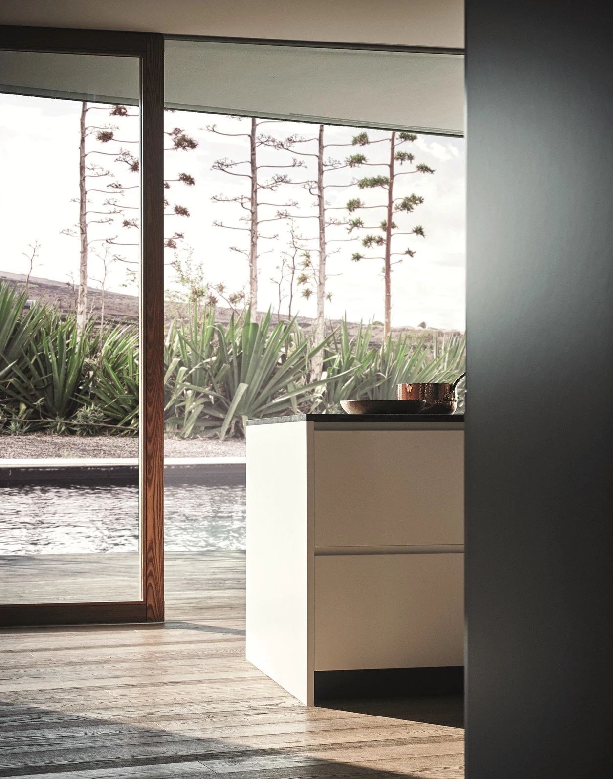 厨房玩转高级灰 大牌橱柜新系列点评-11