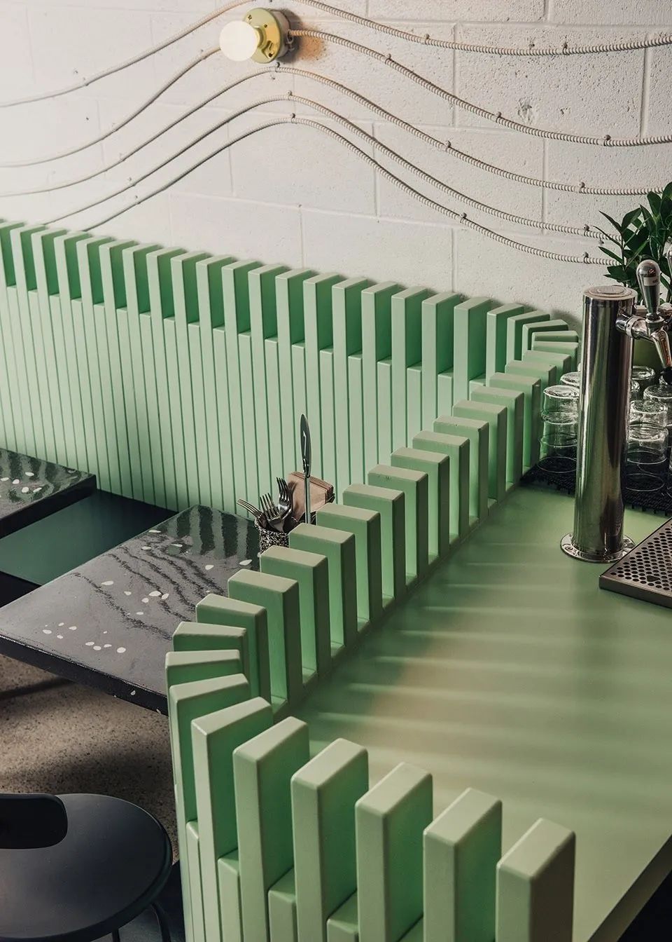 温哥华 Tacofino 餐厅自然氛围空间设计-37