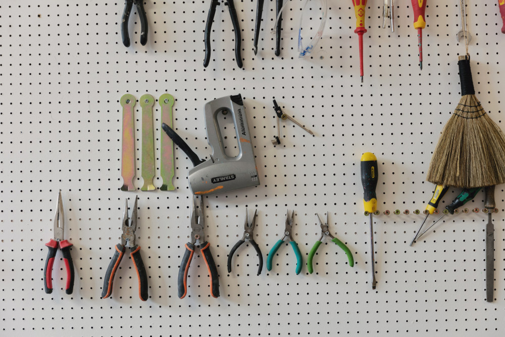 英籍尼日利亚艺术家 Yinka Ilori | 色彩、身份与设计的融合-4