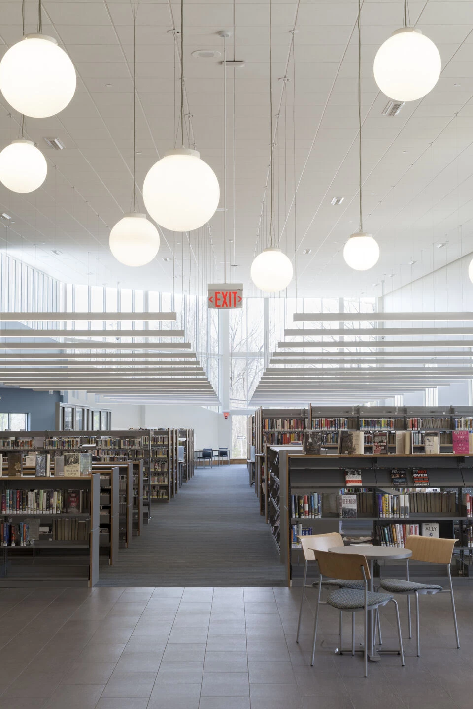 Christa McAuliffe 图书馆丨美国丨Finegold Alexander Architects-15