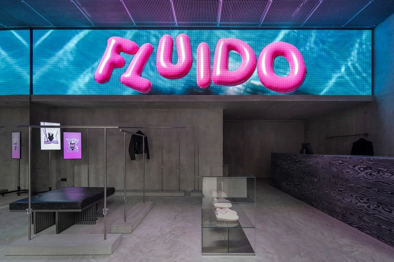 尤利亚波浪商店丨俄罗斯莫斯科丨Roman Gulyaev,Maria Tsakharias-24