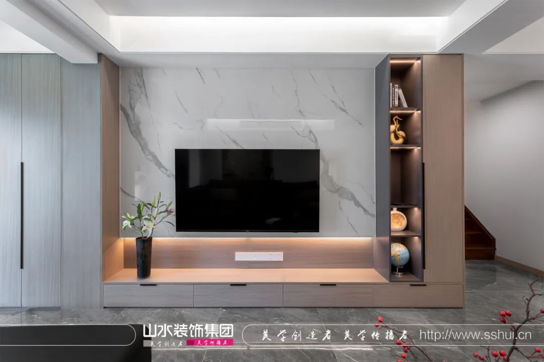 200 平复式住宅 · 现代简约与生活的热爱丨王雷-16