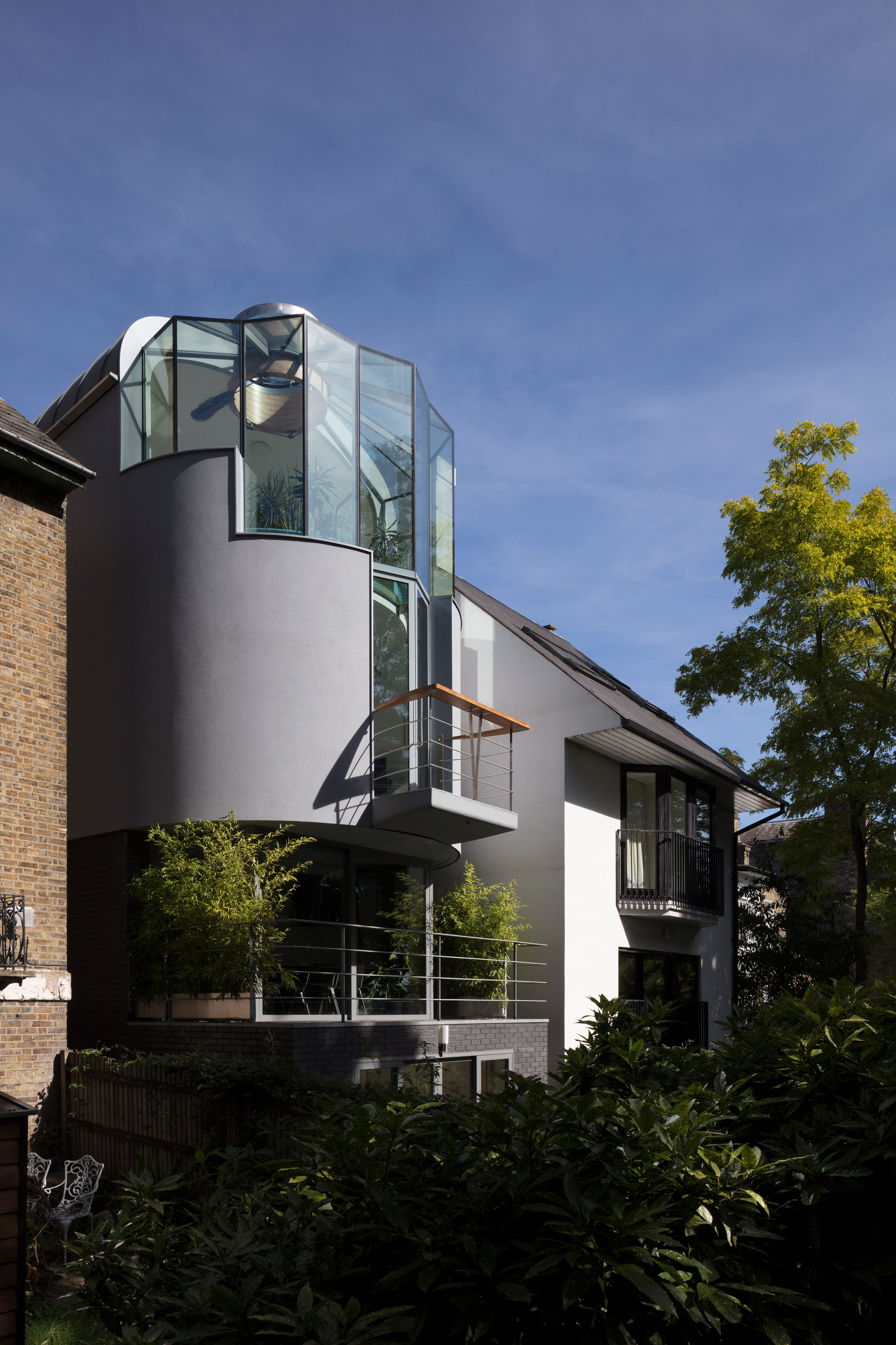 Michael Russum uses boatbuilding techniques to build "mystery vessel"-2