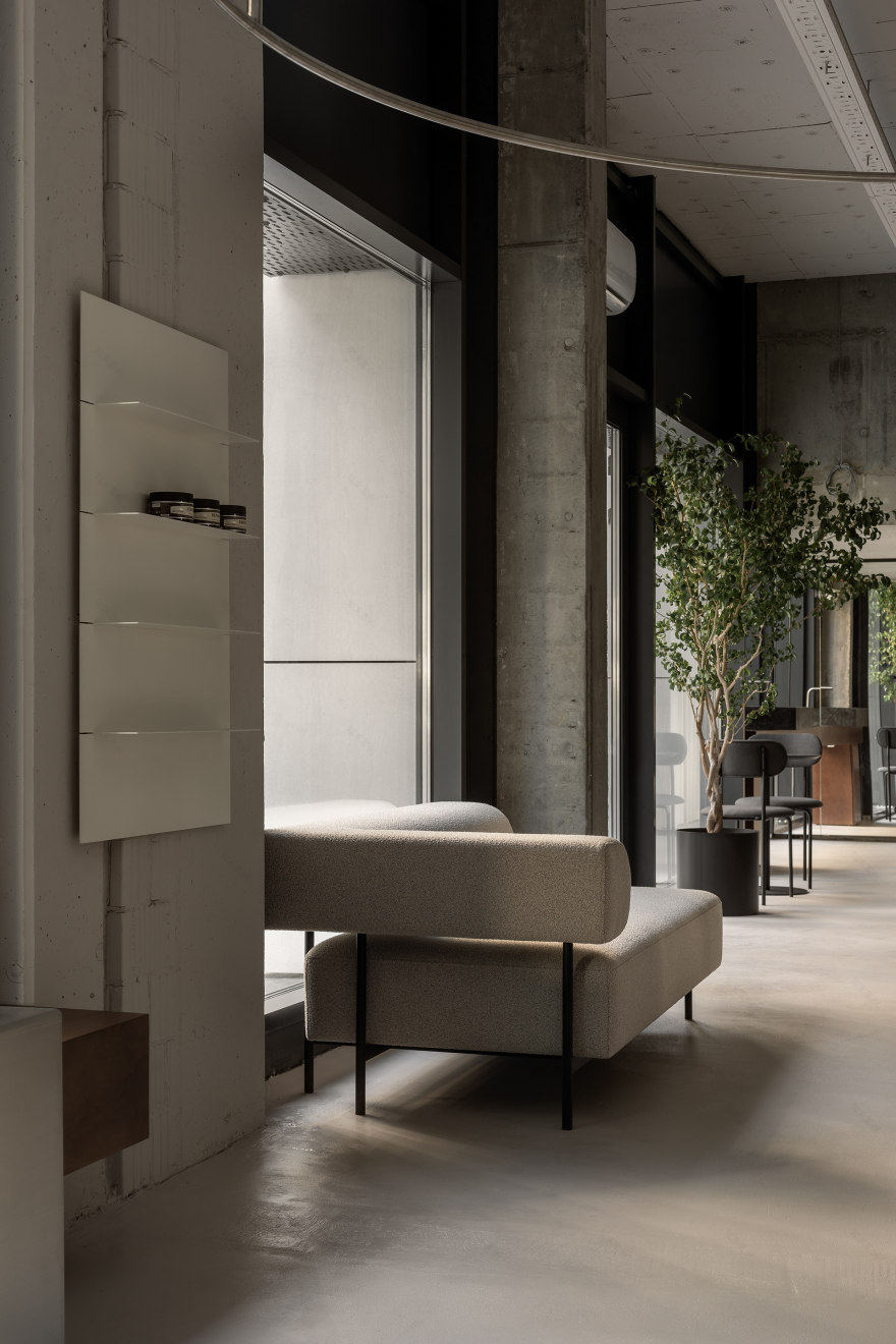 E·张力工作室(注:E推测为特定指代,tension常见意为张力 ,atelier意为工作室 ,具体需结合实际情况确定) 丨乌克兰基辅-28