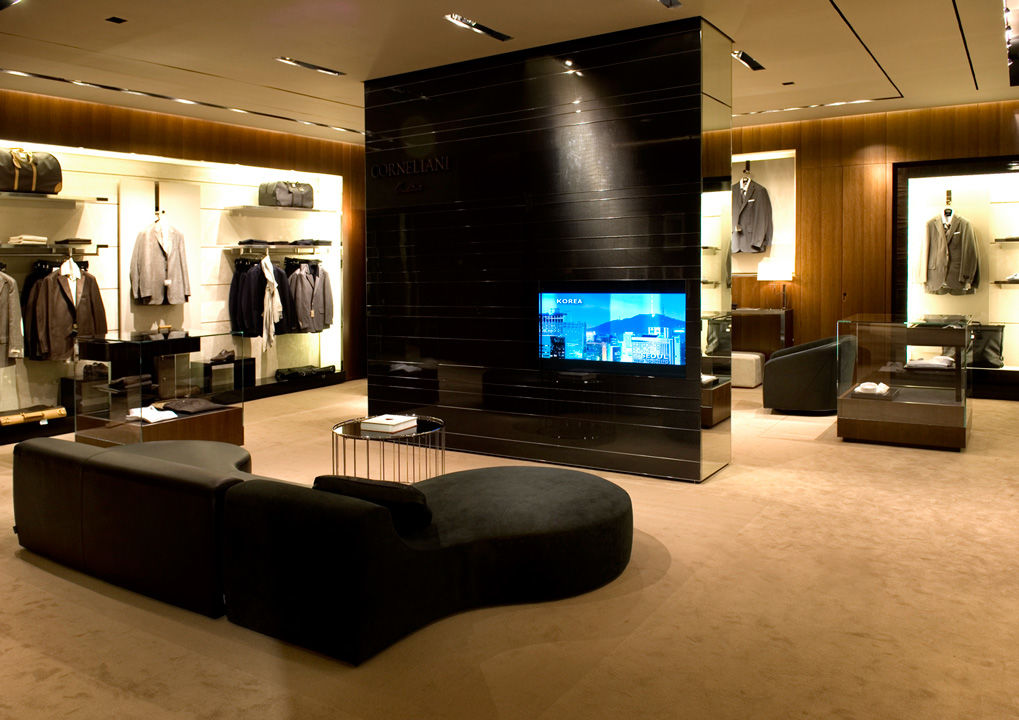 CORNELIANI BOUTIQUE1 Minotti-4