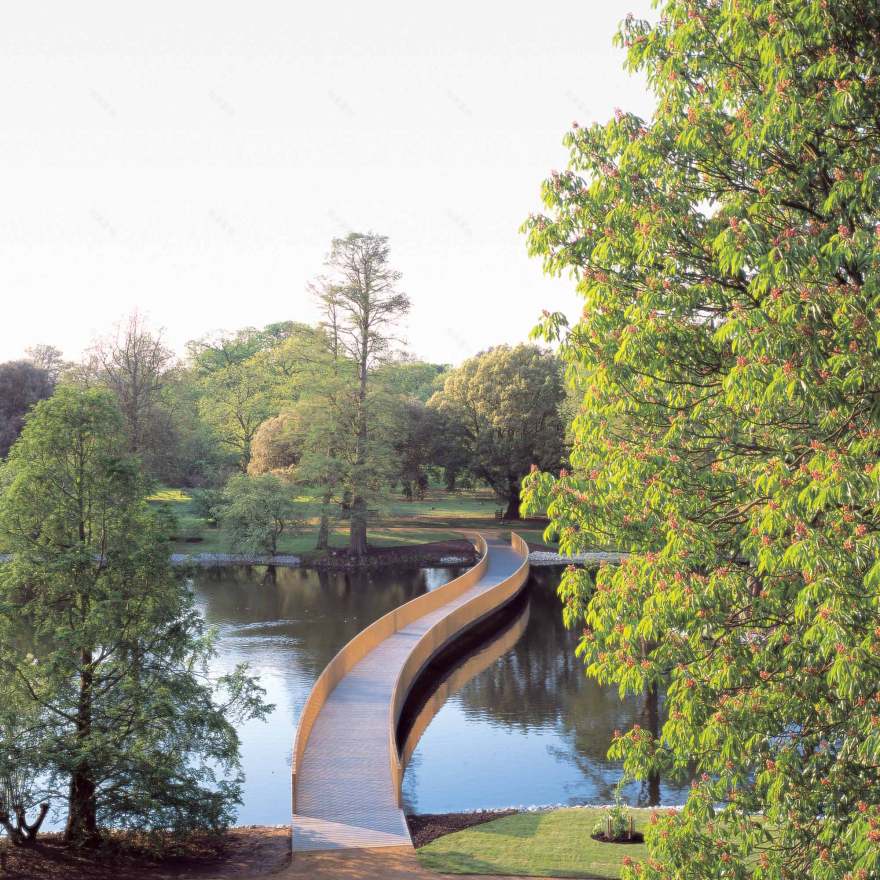 约翰·帕森 湖岸交汇处(注:Lake Crossing常见释义为湖岸交汇处 ,不过具体需结合其语境,如果是某建筑作品名等,Crossing也有穿越等意思,这里暂时按常见意思处理) 丨英国伦敦-1