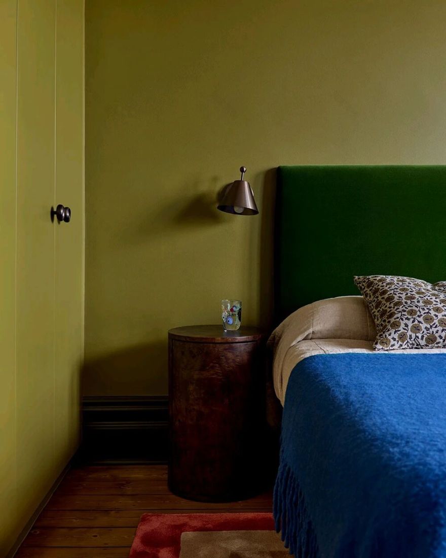 米兰式落地馅饼(注:Pied à terre常见有落脚处小公寓等意思,但结合Milanese这里推测是一种美食相关,直译为米兰式落地不太符合常见表达,意译为米兰式落地馅饼,若有更准确语境信息可进一步精准翻译) 丨澳大利亚墨尔本丨塔莉·罗斯(Tali Roth)工作室-24