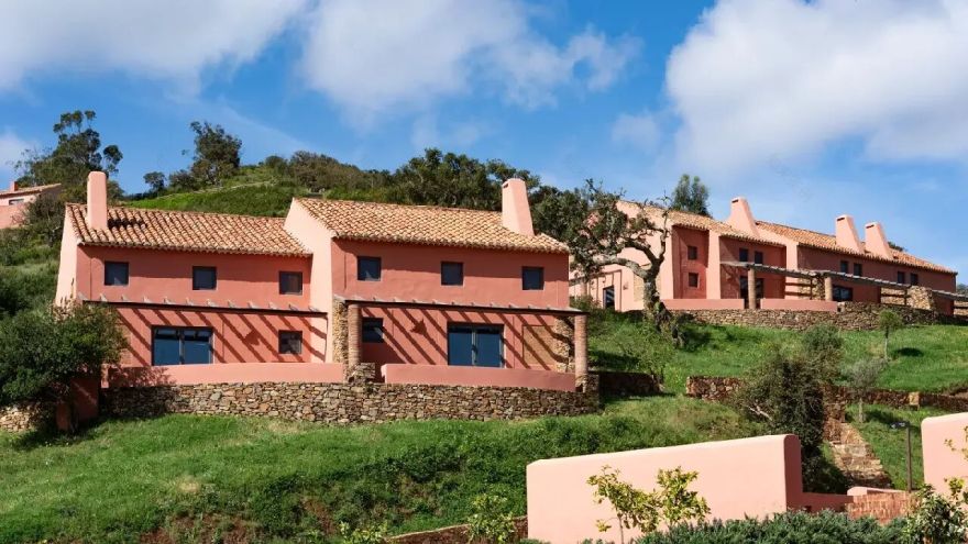 自建房丨葡萄牙丨Arkstudio,Madalena Rutkowski-24