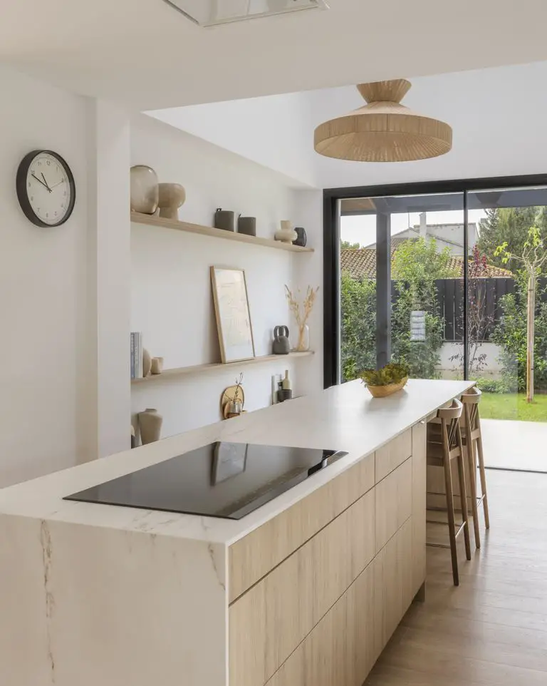 西班牙海岸线日式北欧风别墅设计-10