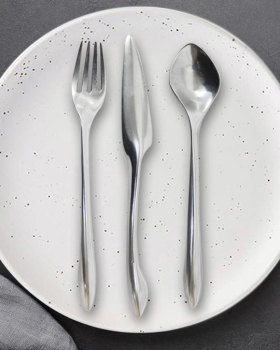 Awry Cutlery