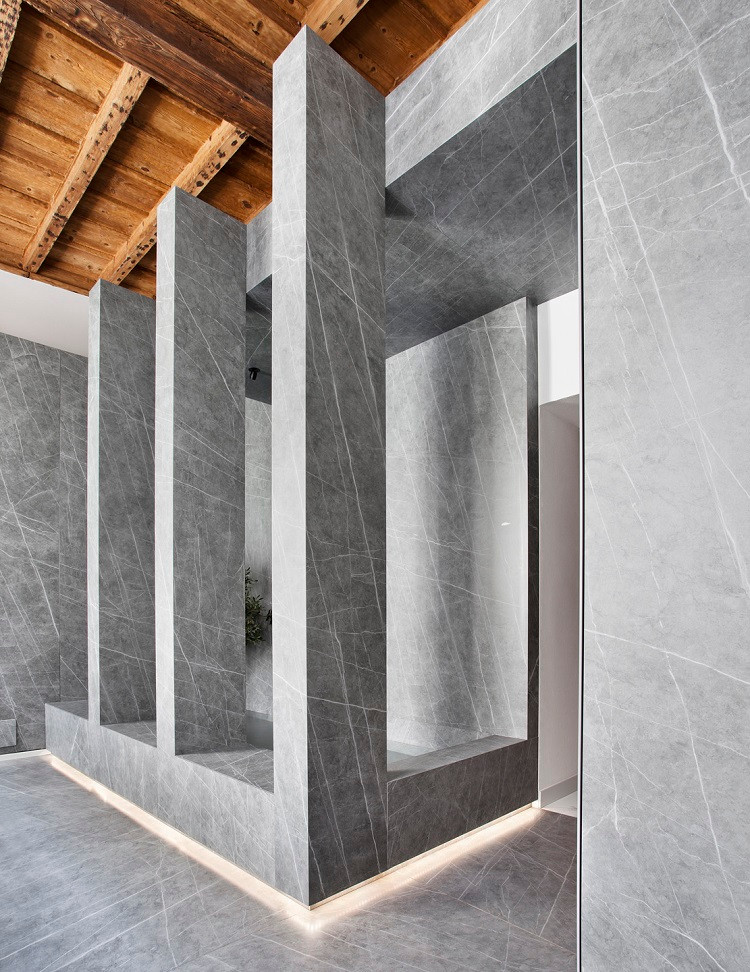 德赛斯岩板米兰旗舰店丨意大利米兰丨著名建筑师 Héctor Ruiz Velázquez-11