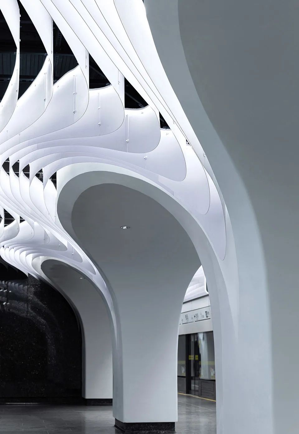 上海地铁 14 号线豫园站丨中国上海-30