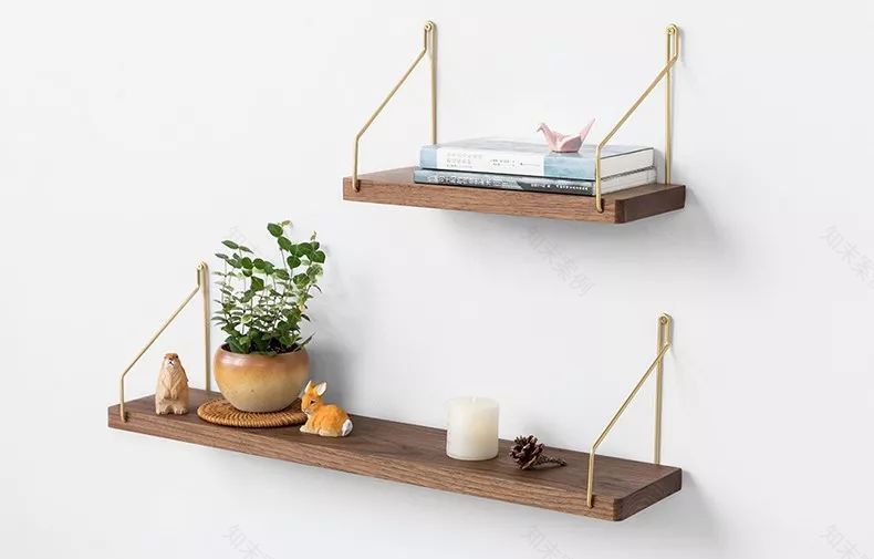 小卧室大收纳,14 种床头柜替代方案-28