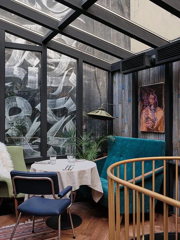 野性格鲁吉亚餐厅设计-23