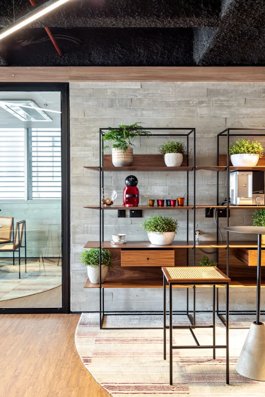 巴西圣保罗 SENALBA 办公室,木质与混凝土打造舒适工作空间-13