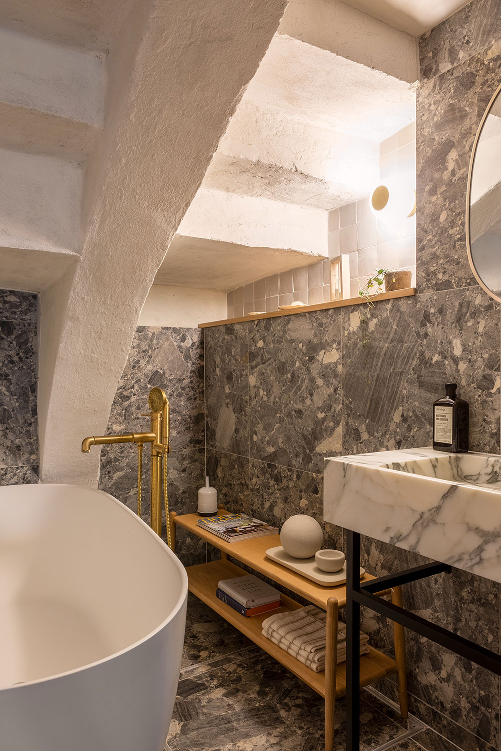 伦敦优雅维多利亚式公寓的现代改造-21